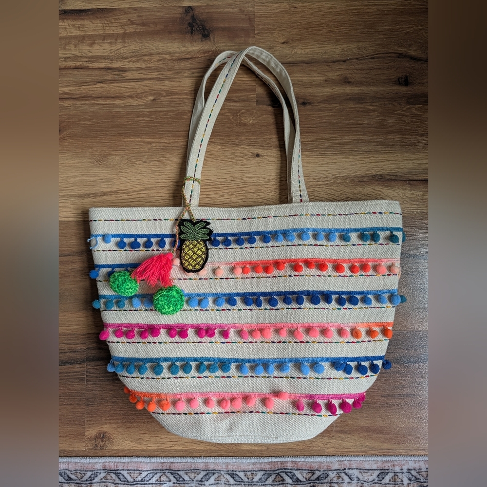 AMERICA & BEYOND bright Colourful Multicolor Pom Pom Tote Bag Beach Vacation